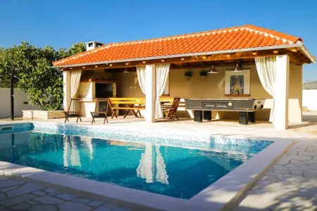 Vila Barka, Villa à Pridraga avec piscine privée - Photo 6