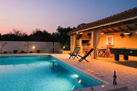 Vila Barka, Villa à Pridraga avec piscine privée - Photo 30