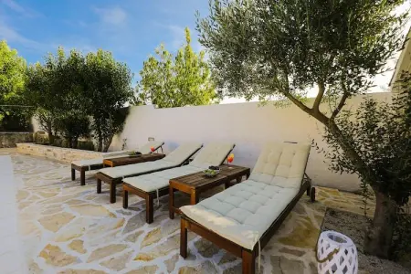 Vila Barka, Villa à Pridraga avec piscine privée - Photo 31