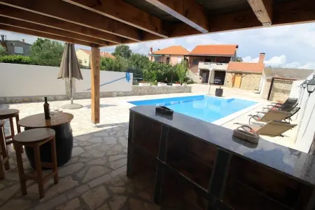 Villa Miki, Villa à Poličnik avec piscine près de Zadar - Photo 6