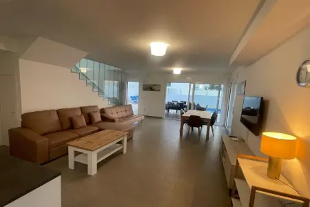 Villa Dara, Villa ensoleillée avec piscine privée - Photo 1