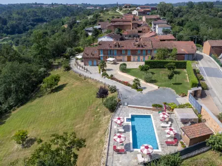 Bricco delle Rondini, Maison 8 personnes à Alba - Photo 1