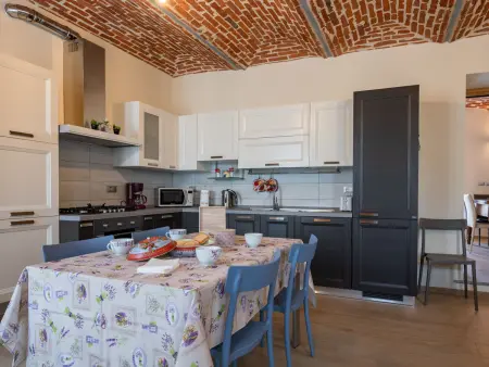 Bricco delle Rondini, Maison 8 personnes à Alba - Photo 6