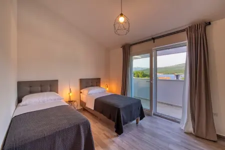 Vila Ena, Villa à Pridraga avec piscine près de la mer - Photo 6