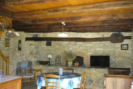 Four a pain Carème, Maison de vacances séduisante à Salviac avec piscine - Photo 3