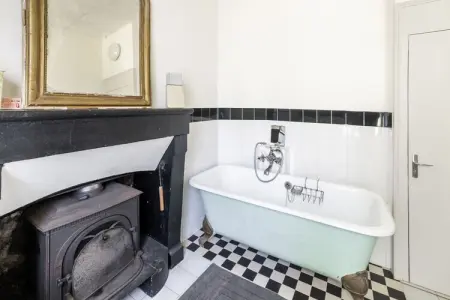 Station Liglet, Maison Gare à Liglet avec Piscine Privée - Photo 23