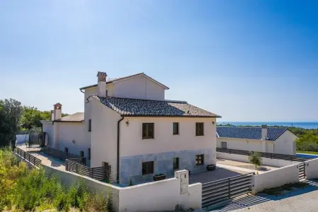 Villa moderne à Sveti Lovrec Labinsk avec piscine - Photo 3
