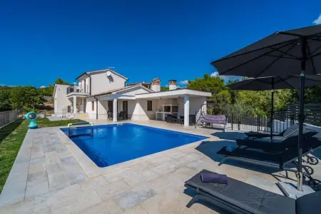 Villa moderne à Sveti Lovrec Labinsk avec piscine - Photo 7