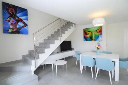 Casa Theunissen, Séjour Rojales avec jardin - Photo 5