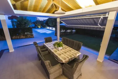 Sabai, Villa en bord de mer à Zadar avec piscine - Photo 5