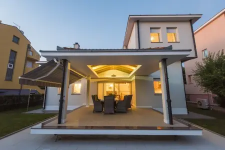 Sabai, Villa en bord de mer à Zadar avec piscine - Photo 18