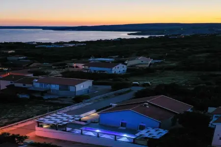 Ivona, Maison à Maslenica avec Vue sur Mer - Photo 32