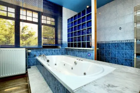 Vakantie & Wellness, Villa avec Spa, Luxembourg - Photo 29