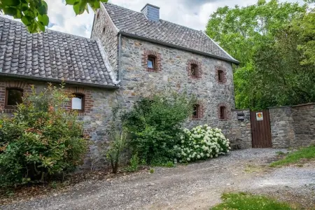 Puits Saint-Jean, Maison à Sint Jansrade avec piscine - Photo 1