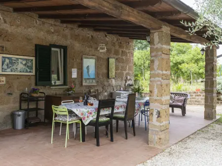 Casale Ai Noccioli (LVC165), Maison 17 personnes à Lago di Vico - Photo 2