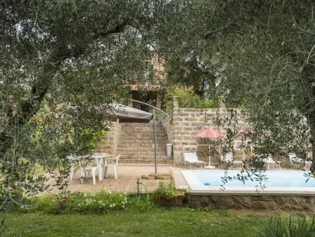 Casale Ai Noccioli (LVC165), Maison 17 personnes à Lago di Vico - Photo 3
