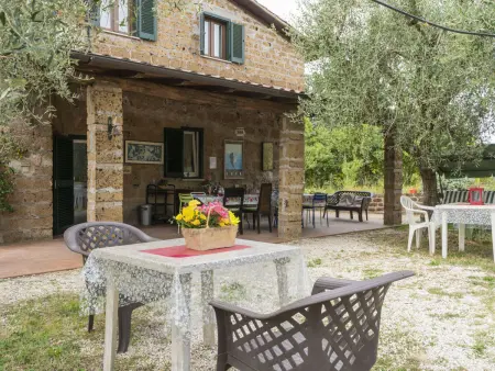 Casale Ai Noccioli (LVC165), Maison 17 personnes à Lago di Vico - Photo 5