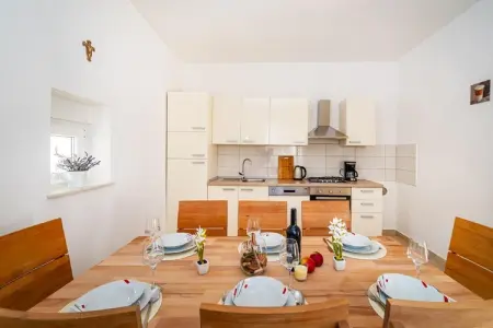 Holiday house Zara, Retraite en villa avec piscine en Dalmatie - Photo 12