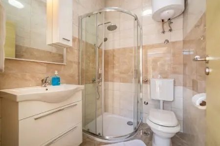 Holiday house Zara, Retraite en villa avec piscine en Dalmatie - Photo 23