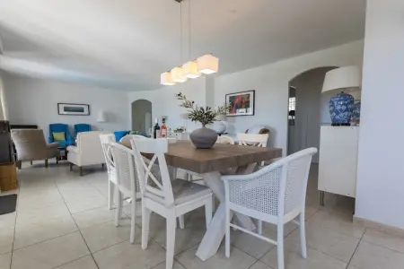 Villa à Camplong, Villa moderne à Camplong avec piscine privée - Photo 3