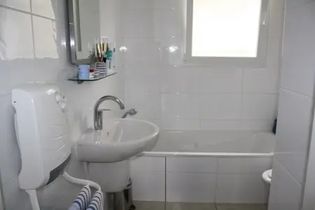Villa à Camplong, Villa moderne à Camplong avec piscine privée - Photo 19