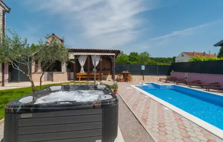 Maison 8 personnes à Hrvace - Photo 6
