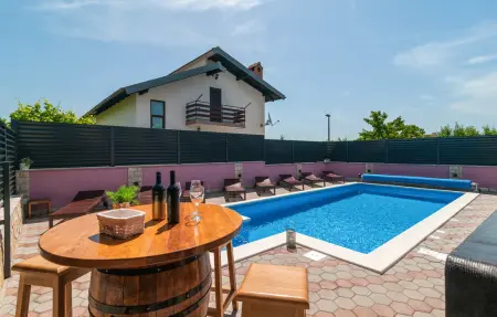 Maison 8 personnes à Hrvace - Photo 9