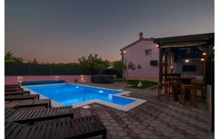 Maison 8 personnes à Hrvace - Photo 13