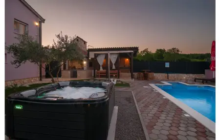 Maison 8 personnes à Hrvace - Photo 16