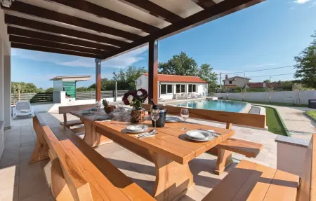 Maison 12 personnes à Marcana - Photo 1