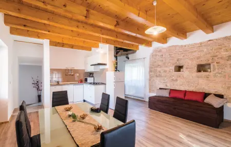 Maison 8 personnes à Svetvincenat - Photo 2