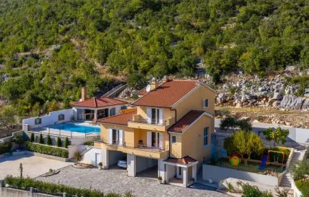 Maison 9 personnes à Vrgorac - Photo 6