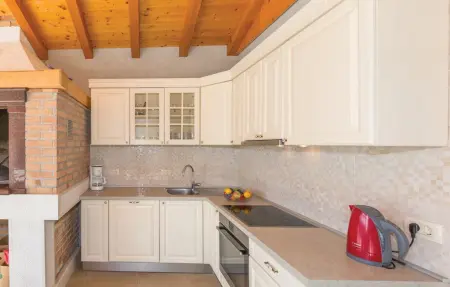Maison 9 personnes à Vrgorac - Photo 12