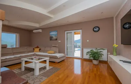 Maison 9 personnes à Vrgorac - Photo 21