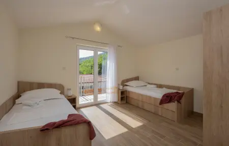 Maison 9 personnes à Vrgorac - Photo 31