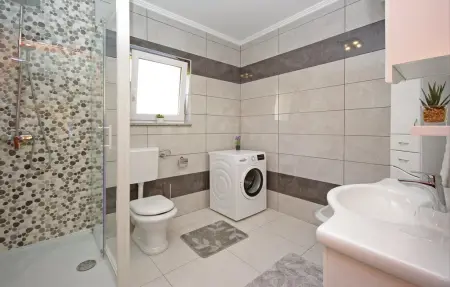 Maison 9 personnes à Vrgorac - Photo 34