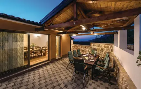 Maison 7 personnes à Drnis - Photo 1