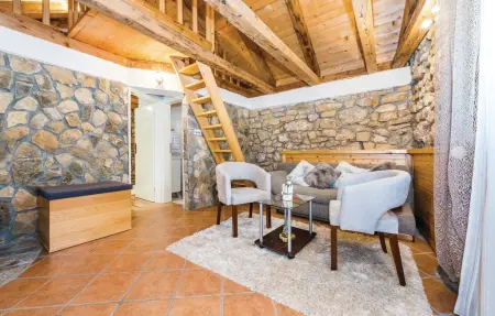 Maison 7 personnes à Drnis - Photo 2