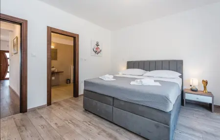 Maison 9 personnes à Bilice - Photo 25