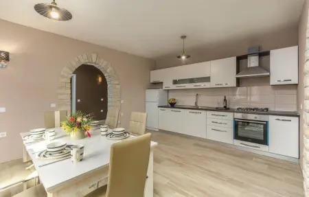 Maison 6 personnes à Katun - Photo 3