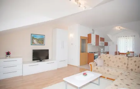 Maison 12 personnes à Rastovac - Photo 1