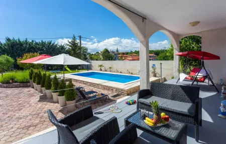 Maison 8 personnes à Nedescina - Photo 1