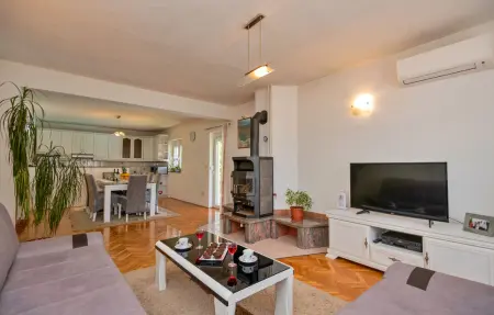 Maison 8 personnes à Vinjani Donji - Photo 1