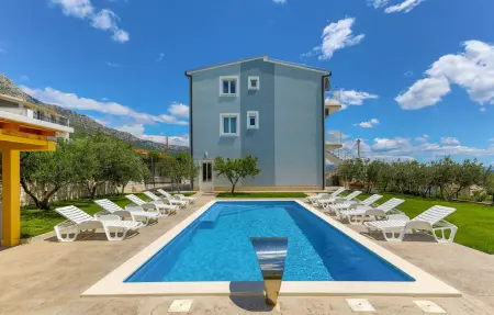 Maison 10 personnes à Kastel Kambelovac - Photo 9