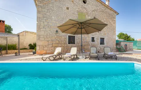 Maison 6 personnes à Svetvincenat - Photo 9