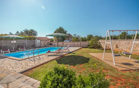 Maison 8 personnes à Golubovo - Photo 8