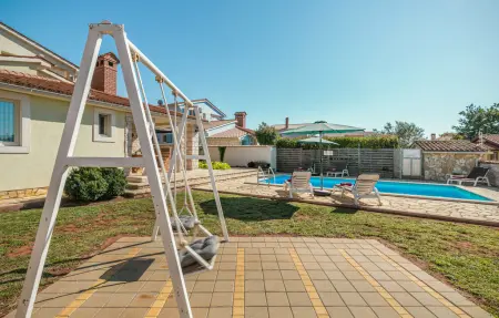 Maison 8 personnes à Golubovo - Photo 9