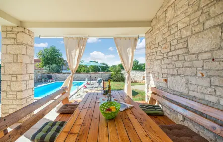 Maison 8 personnes à Golubovo - Photo 11