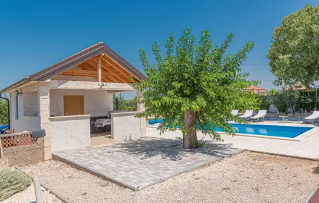 Maison 6 personnes à Pakovo Selo - Photo 6