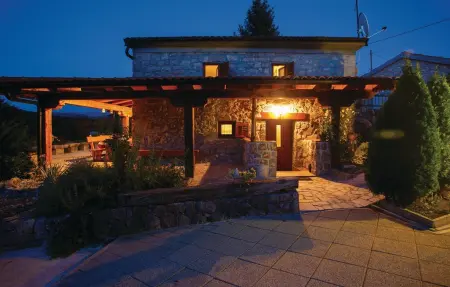 Maison 6 personnes à Jurdani - Photo 10